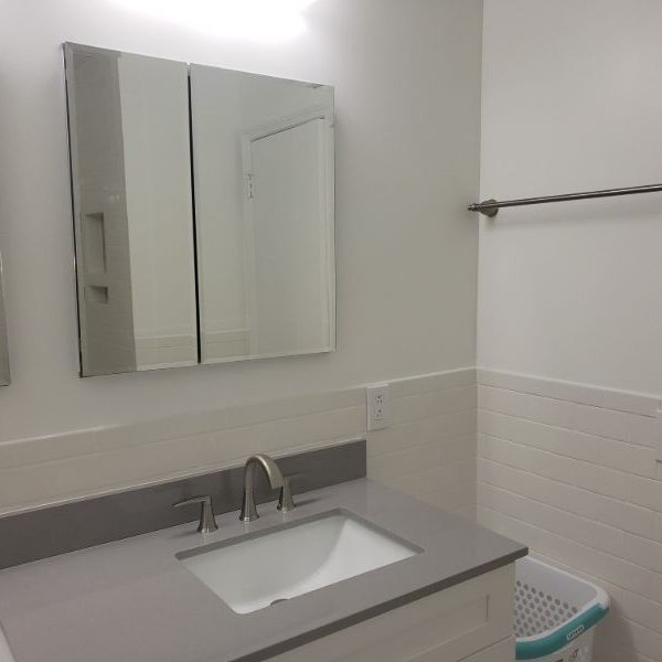 Clean and well-maintained bathroom